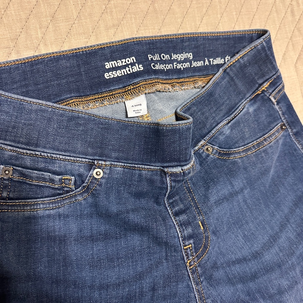Amazon Essentials Pull-on Jegging - Picture 3 of 3